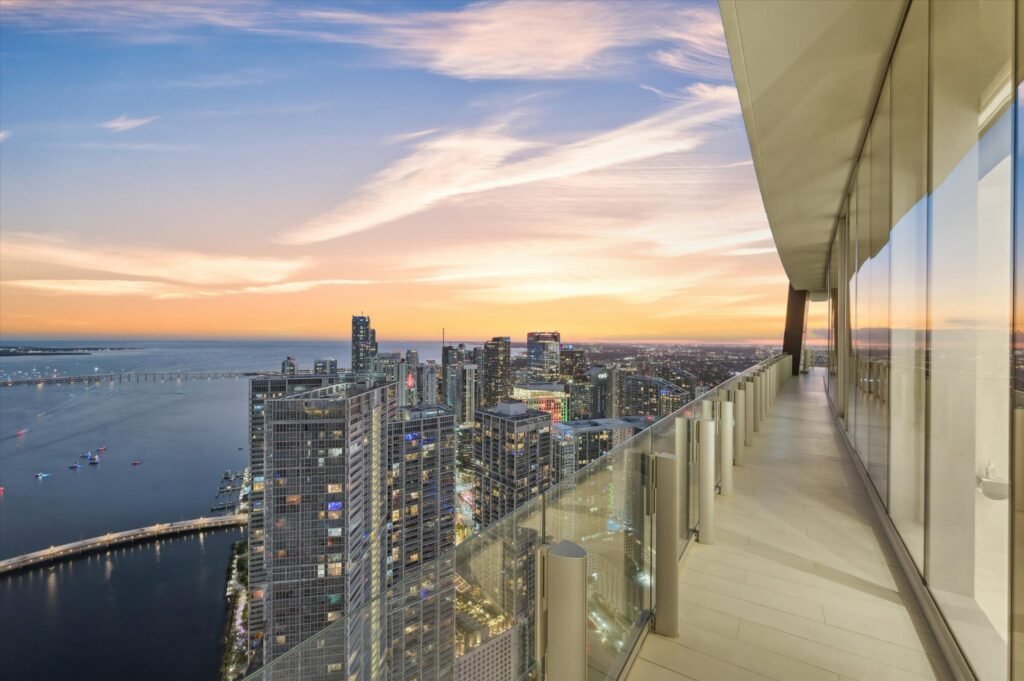 100-aston-martin-residences-miami-penthouse