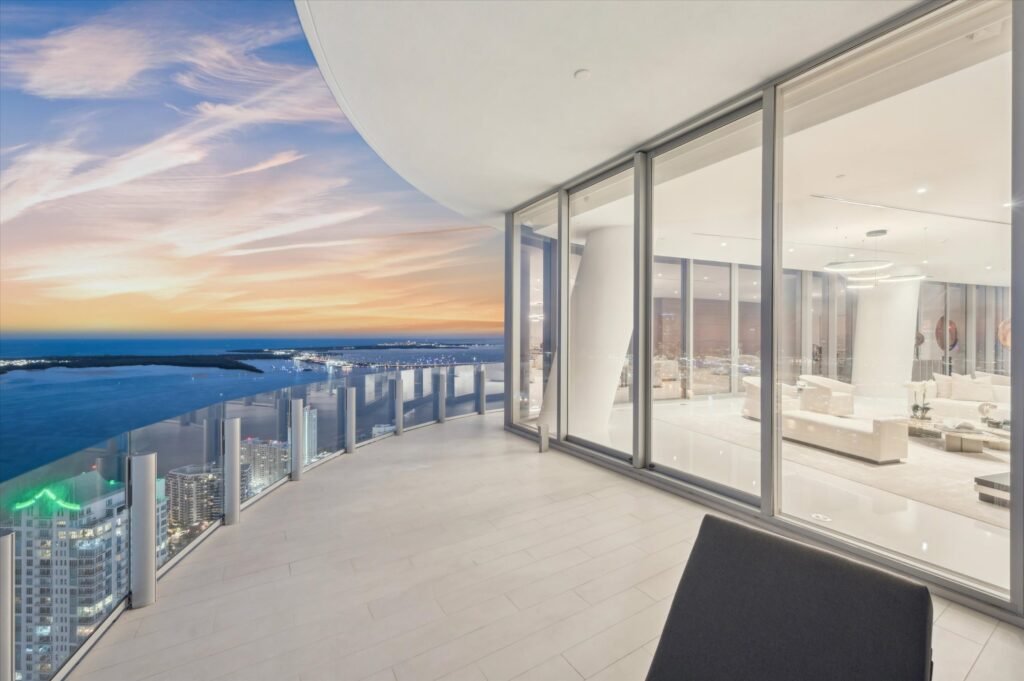 101-aston-martin-residences-miami-penthouse