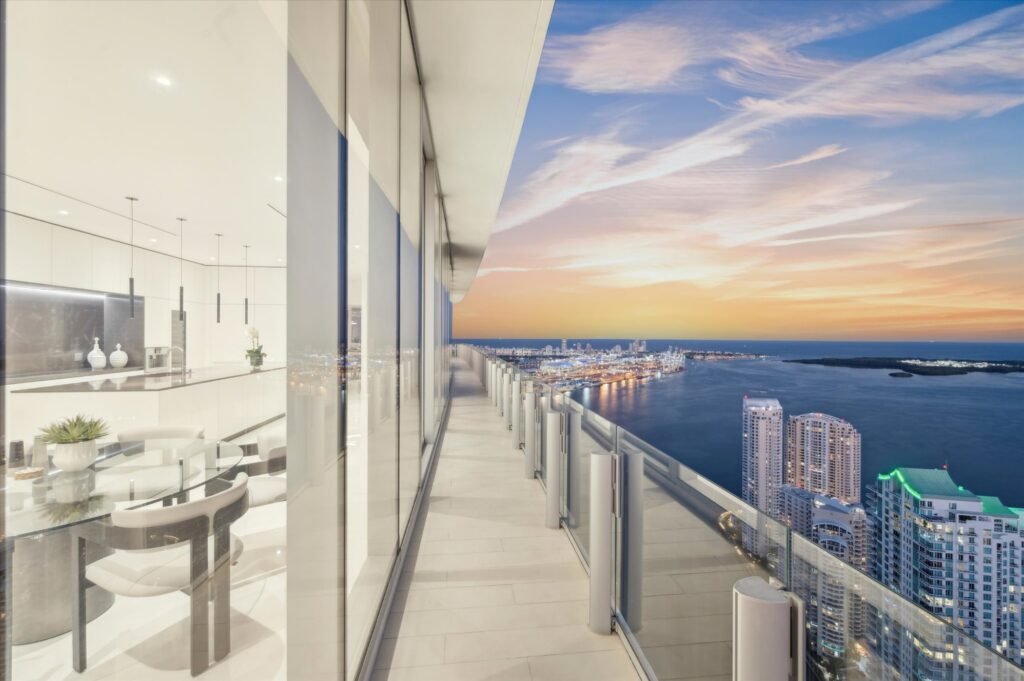 103-aston-martin-residences-miami-penthouse