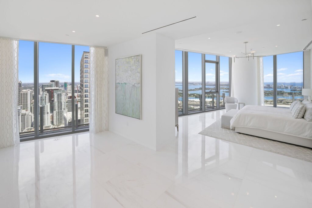 29-aston-martin-residences-miami-penthouse
