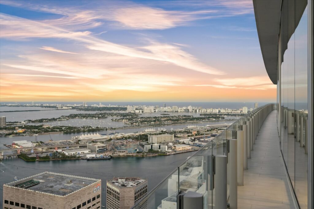 80-aston-martin-residences-miami-penthouse